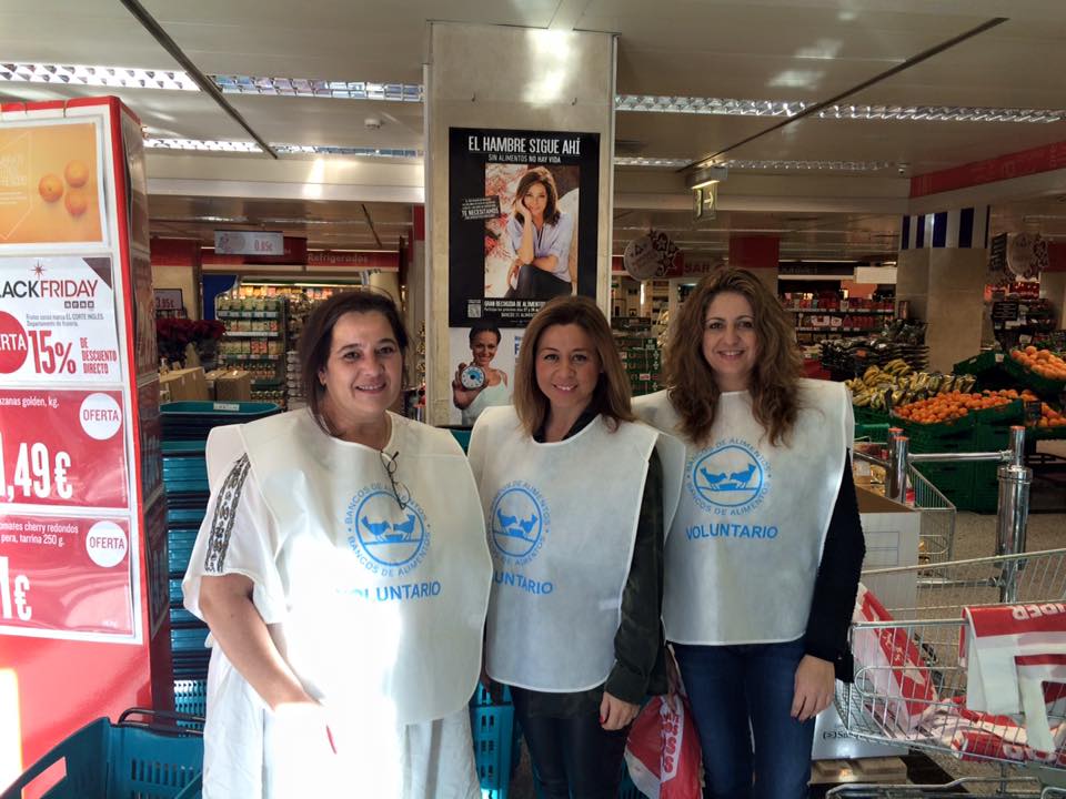 Los Administradores de Fincas de Málaga alcanzan las cuatro toneladas de alimentos en La Gran Recogida